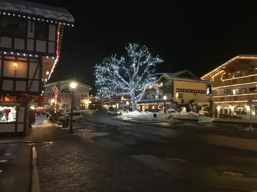 Leavenworth, Washington at night